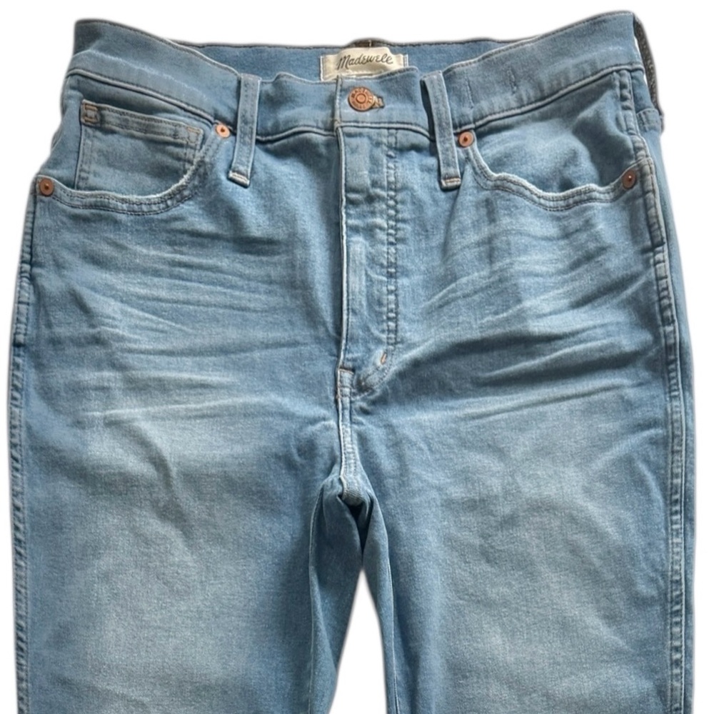 Madewell 10" High-Rise Skinny Jeans in Ferndale Wash - Picture 5 of 15